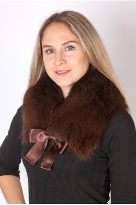 Dark brown fox fur collar-neck warmer